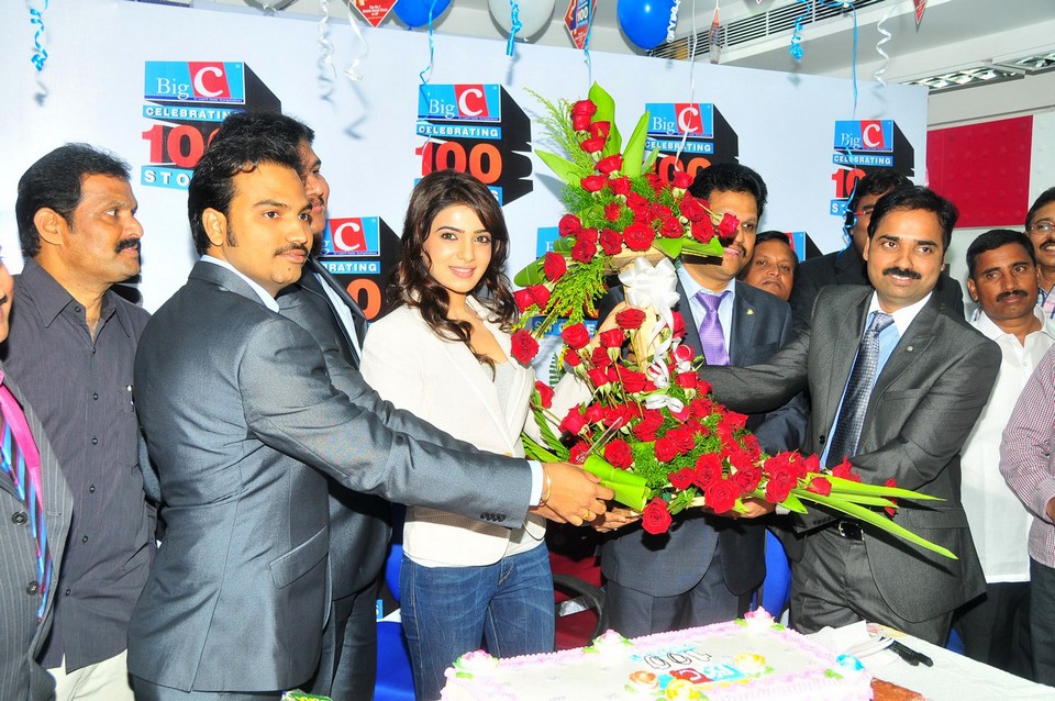 Samantha at BigC 100th Show Room Opening Pictures | Picture 58791